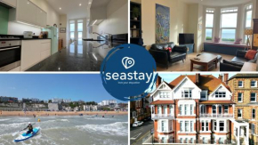 Eva's Sea View 2 Bed 2 Bath Parking